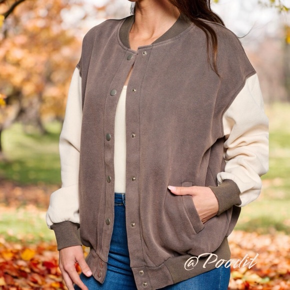 Fantastic Fawn Jackets & Blazers - Fantastic fawn color block jacket S M L